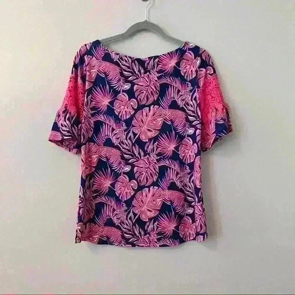 Simply Southern 3/4 bell sleeve top with lace detail size S Small - Picture 5 of 5